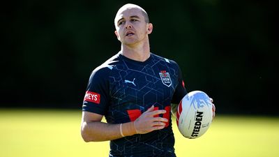 Edwards stays in camp to help Blues prepare for Origin