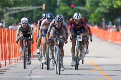 Unbound delivers a surprise winner: German PhD student Rosa Klöser wins in a thrilling bunch sprint