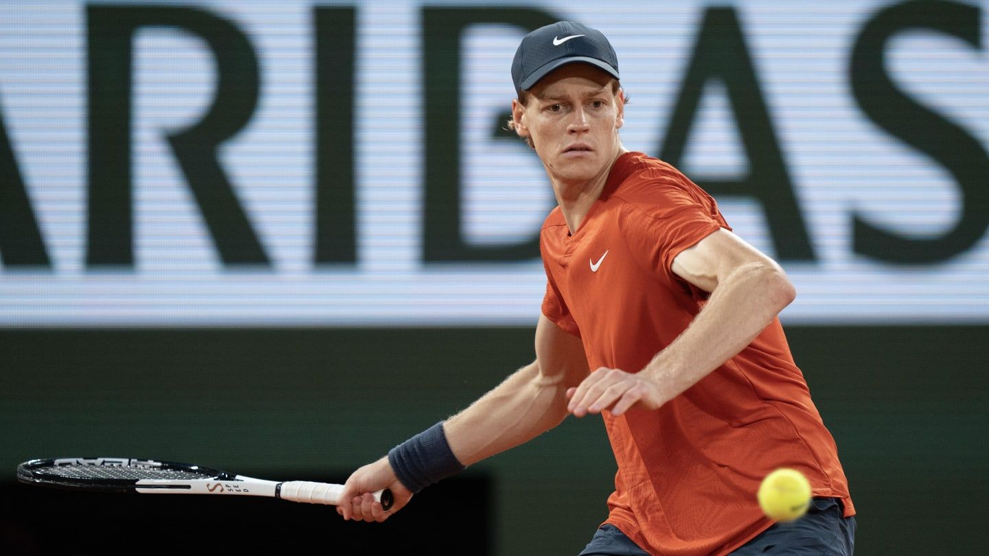 French Open Midterm Grades: Jannik Sinner, Iga Świątek…