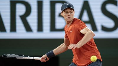 French Open Midterm Grades: Jannik Sinner, Iga Świątek Earn Top Marks at Rain-Soaked Roland Garros
