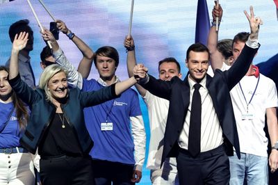 French Govt Faces Confidence Motions Ahead Of EU Vote