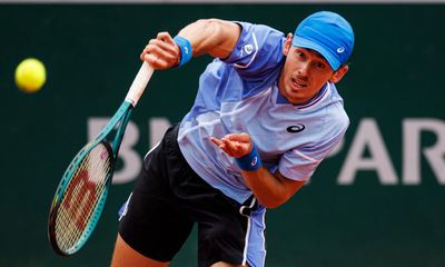 Alex de Minaur hails superfan after breaking 17-year Australian hoodoo at French Open