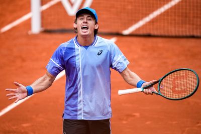 Alex De Minaur roared on by his superfan to beat Daniil Medvedev at French Open