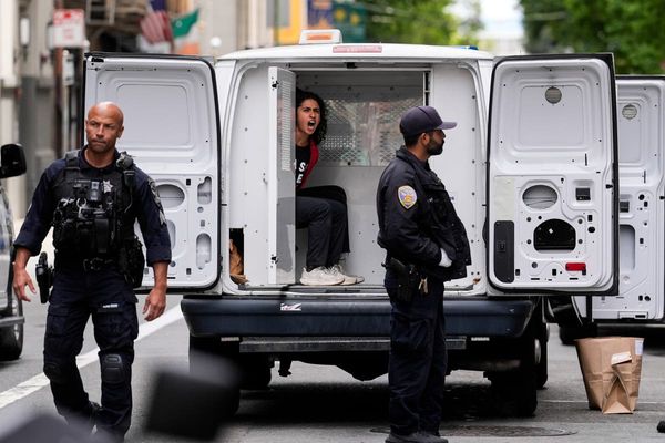 Police detain pro-Palestinian demonstrators inside San Francisco building housing Israeli Consulate