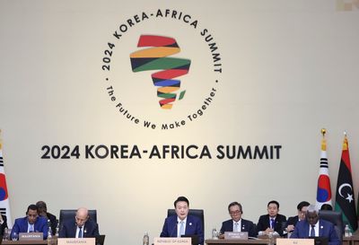 South Korean president vows to expand aid contribution, mineral ties with Africa