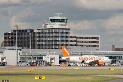 Manchester easyJet flight boarded by police to remove ‘disruptive’ passenger