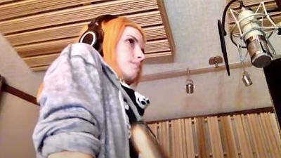 “She doesn’t need autotune, autotune needs her.” A video showing Hayley Williams' isolated first-take vocals on Paramore's 2013 single Still Into You is giving The Internet goosebumps