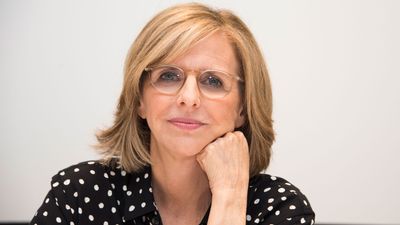 Nancy Meyers's simple kitchen cabinet color perfectly complements her statement countertops – designers say her scheme will never date