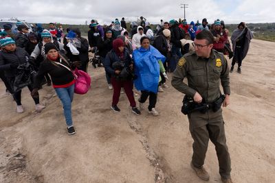 How Biden's new order to halt asylum at the US border is supposed to work