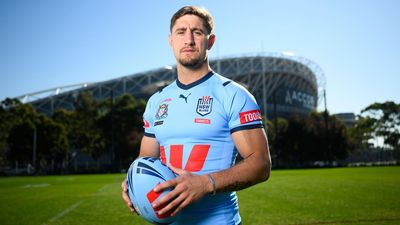 Lomax says Origin selection about style, not position