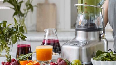 Yes, you can make juice with a blender – here's how