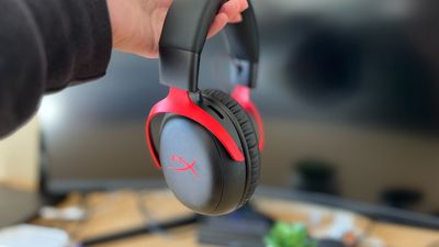 HyperX Cloud 3 Wireless review: “comfort and battery at the expense of functionality”