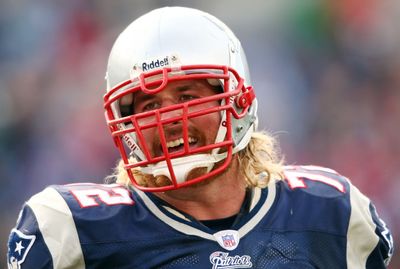Former Patriots OL admits to stealing this from opposing locker rooms