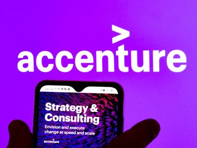 How Is Accenture's Stock Performance Compared to Other Information Technology Stocks?