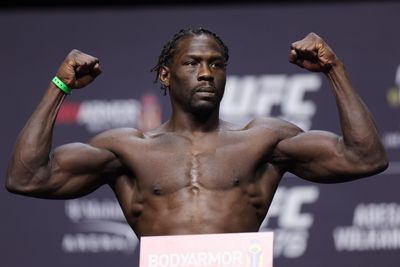 Jared Cannonier says UFC middleweight division similar to a circus: ‘Queue the clown music’
