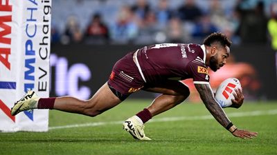 'Am I in trouble?': Hammer strikes after Slater chat