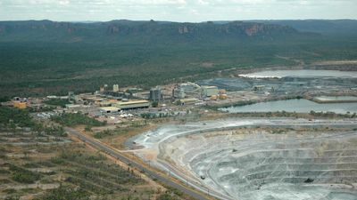 Australia out in the cold on uranium for energy pact