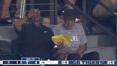 Tigers Prospect's Parents Reacting to His First Career Homer Was Too Wholesome