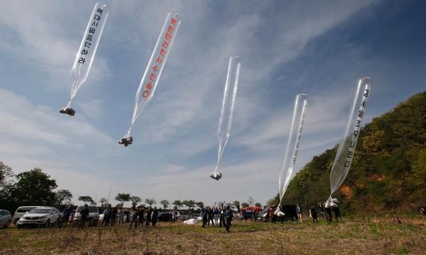 Activists fly K-pop USB sticks into North Korea as ‘poo balloon’ row intensifies