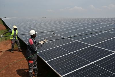 Solar Investment Outstrips All Other Power Forms: IEA