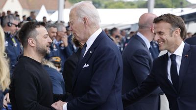 Leaders and veterans mark D-Day landings at Omaha Beach