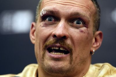 Oleksandr Usyk reveals dramatic career move after Tyson Fury rematch