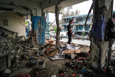 Israeli airstrike on UN school in Gaza said to have killed more than 30