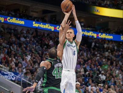 Are fans of the Dallas Mavericks still mad at Kristaps Porzingis?