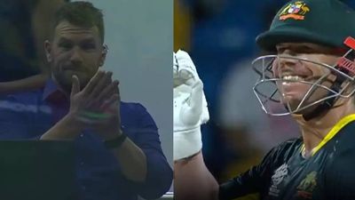 Watch: 'Most disappointed man' Aaron Finch applauds as David Warner breaks his T20I run record for Australia