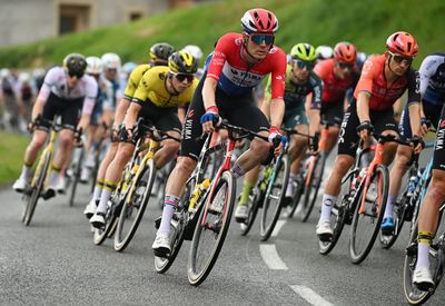 'Would this happen in F1?' asks Plugge after Van Baarle, Kruijswijk out of Critérium du Dauphiné and Tour de France with fractures from mass crash