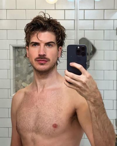 Joey Graceffa Radiates Confidence In Playful Mirror Selfie Moment