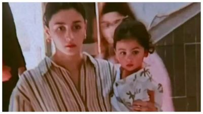 Alia Bhatt and Raha Kapoor's striking resemblance delights fans; call mother-daughter duo a perfect xerox copy