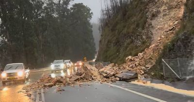 Highway landslide near slows traffic enroute to Batemans Bay
