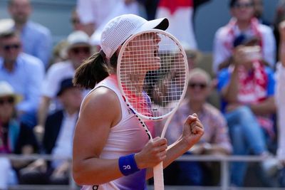 Iga Swiatek will face Jasmine Paolini in the French Open women's final