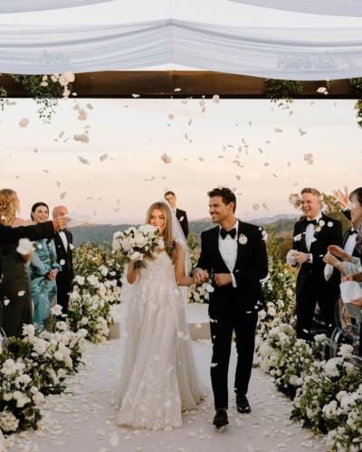Taylor Lautner Shares Wedding Picture Celebrating Anniversary With Wife