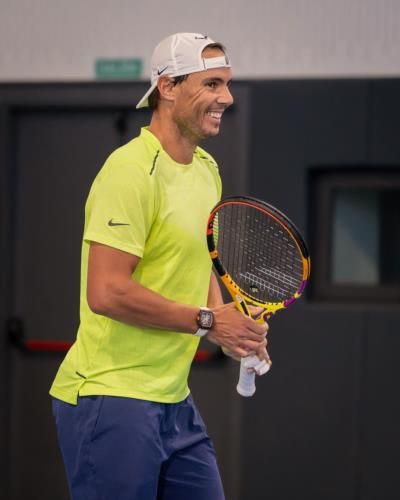 Rafael Nadal's Bold Tennis Outfit: A Winning Combination