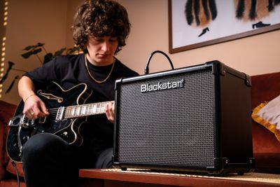 Blackstar just added a very useful feature with an update of its ID: Core 10 V4 practice amp