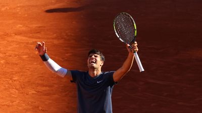 Zverev defeats ailing Ruud to set up Alcaraz final at the French Open