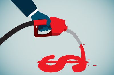 Kiplinger Energy Outlook: Prices at the Pump Resume Their Autumn Decline