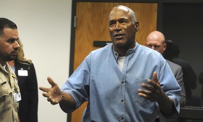 FBI releases 475 pages of documents related to OJ Simpson murder case