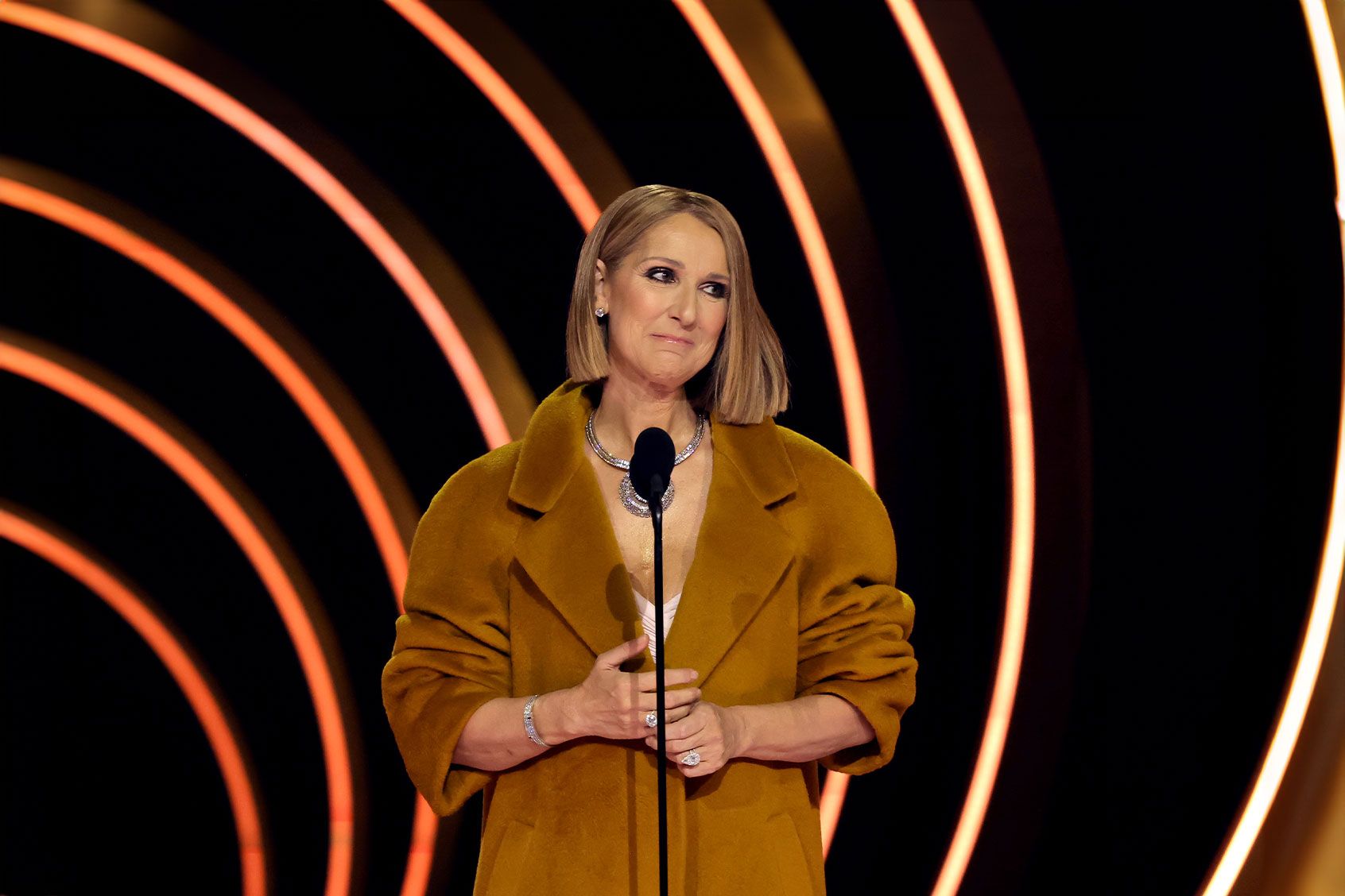 Celine Dion feels strangled when singing
