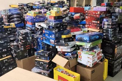 Two arrested after Los Angeles police confiscate over 2,800 stolen Lego sets