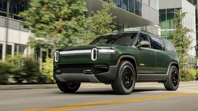 The new, second-gen Rivian R1S goes faster and further than ever