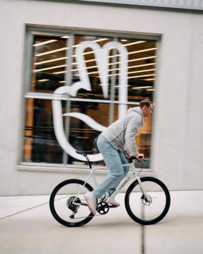 Manuel Neuer's Relaxing Sidewalk Cycling Moment