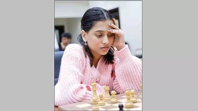 Nagpur's Divya takes sole lead in World Junior chess championship
