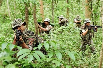 Chhattisgarh: Seven naxalites killed in encounter in Dantewada