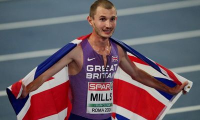 Danny Mills cheers on son George to European championship 5,000m silver