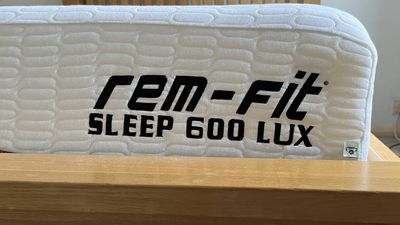 REM-Fit 600 Lux Elite mattress review: comforting hybrid support and impressive temperature control