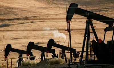 Far-right fossil fuel company allies pressure US supreme court to shield firms in unprecedented campaign