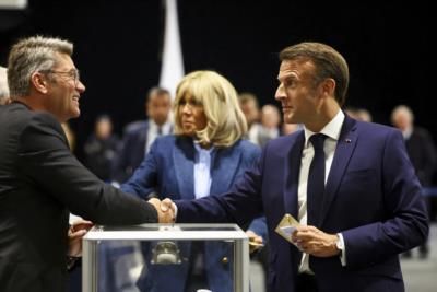 Macron Dissolves National Assembly, Calls Snap Legislative Election